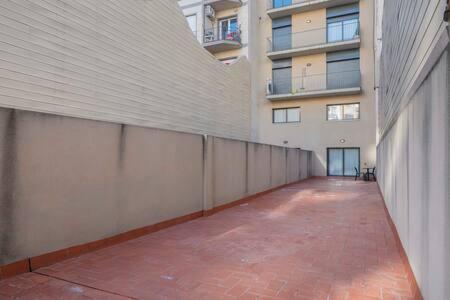 Bright And Modern Duplex With Terrace In Eixample District P2 Apartment Barcelona Exterior photo